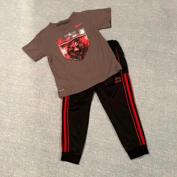 Boys Size 4 Nike & RBX Clothing Bundle - Picture 2 of 8